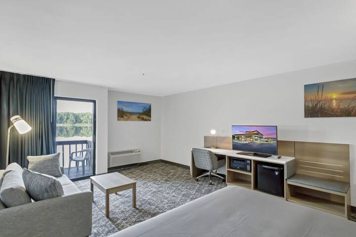 Room 15 of 29