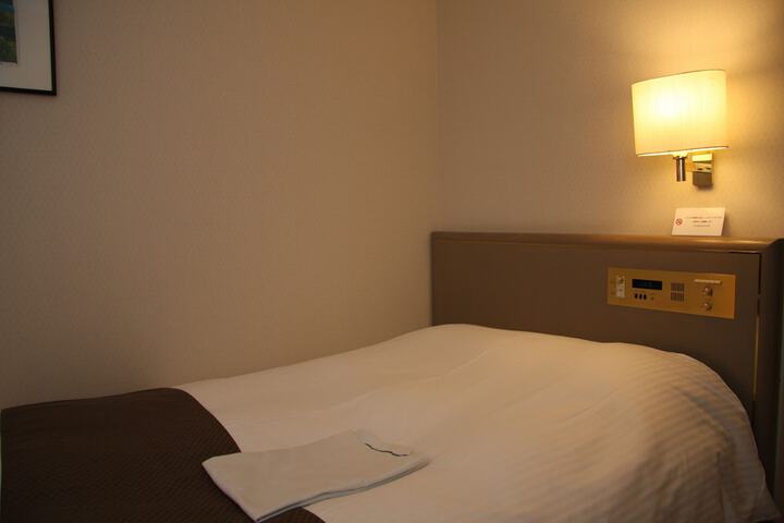 Room 10 of 75