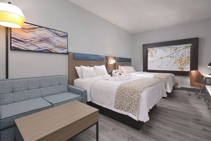 2 Queen Beds (8 of 38)