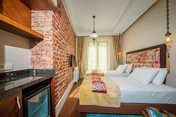 Room amenity