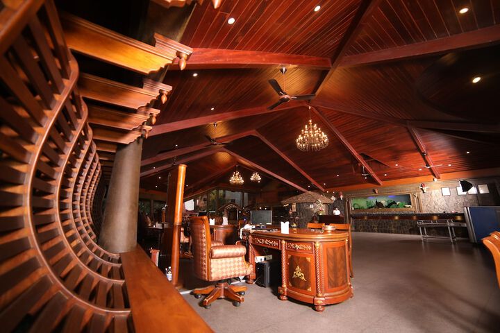 Guest Lobby