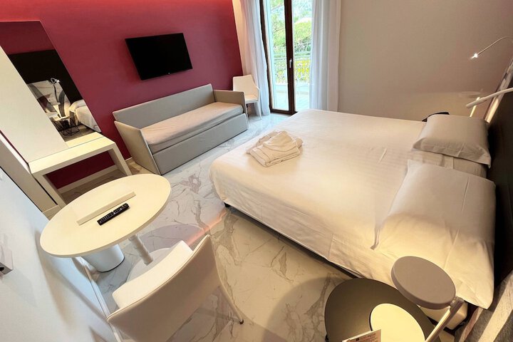 Room 46 of 101