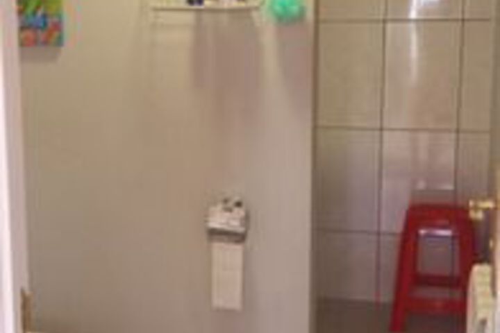 Room 4 of 20