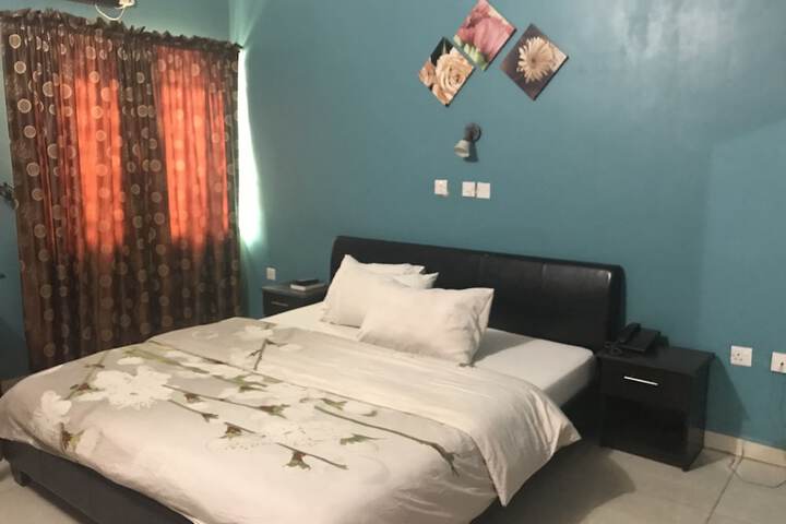 Room 15 of 29