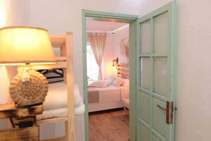 Room 8 of 54