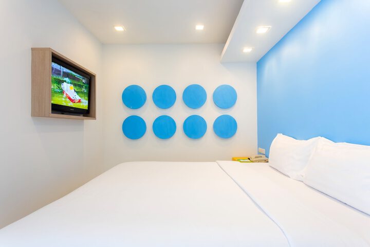 Room 29 of 90
