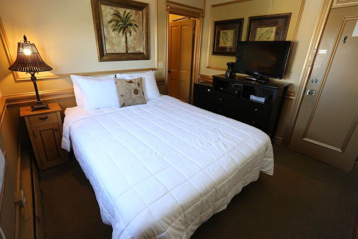 Room 15 of 41