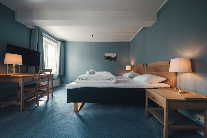 Room 16 of 26