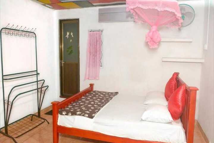 Room 12 of 12