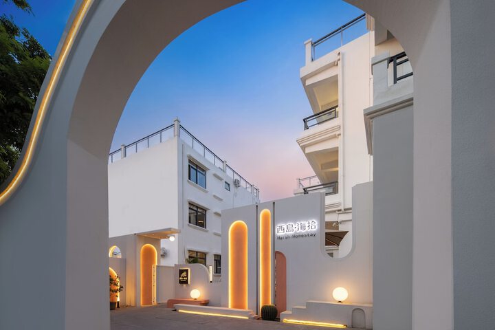 Hotel 56 of 107