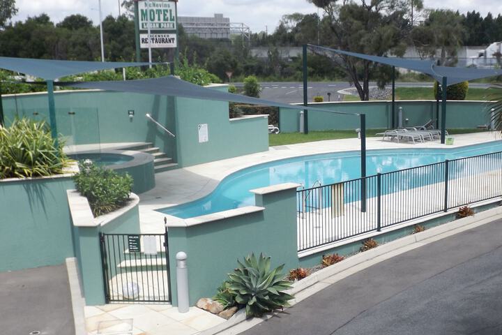 Pool 37 of 51