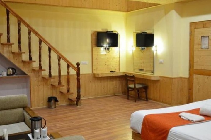 Room 7 of 20