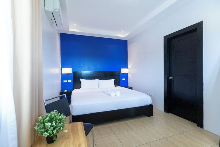 Room 18 of 44