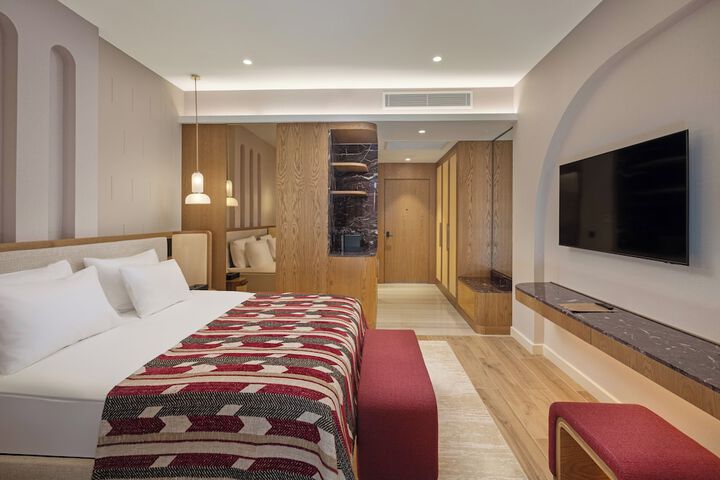 Room 50 of 189