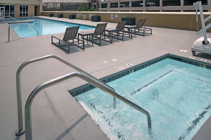 Pools & Facilities