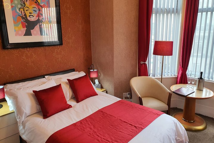 Room 16 of 49