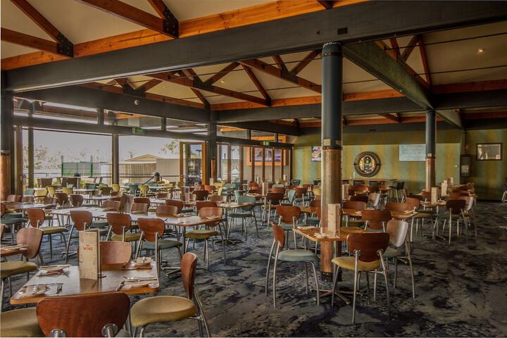 Dining Photos