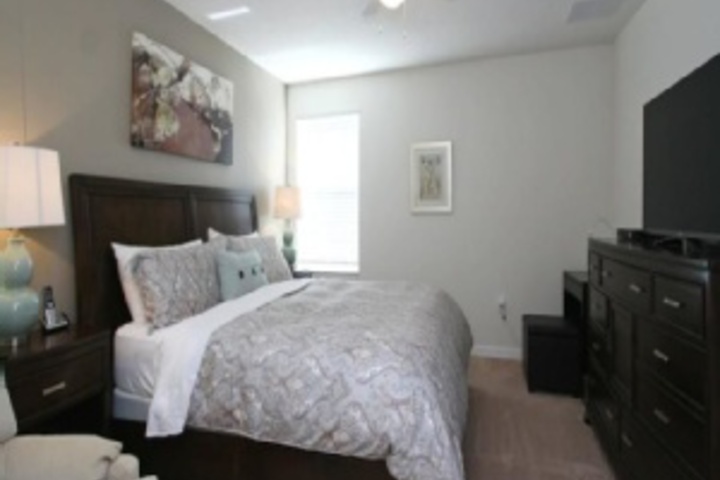 Room 45 of 299