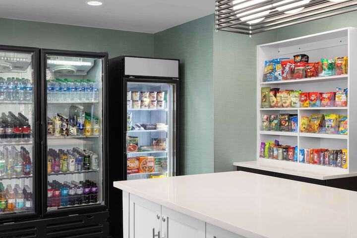 Snack bar
