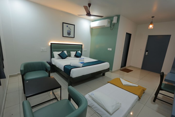 Room 9 of 48
