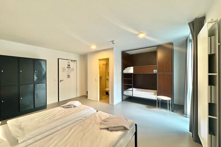 Room 20 of 72