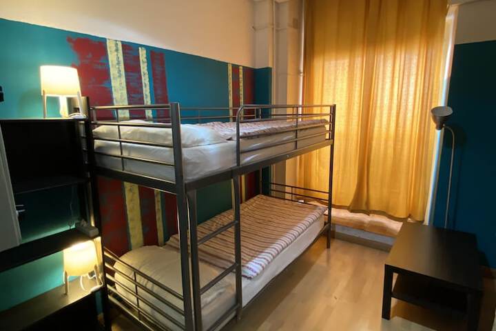 Room 12 of 42