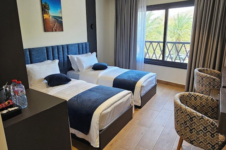 Room 9 of 51