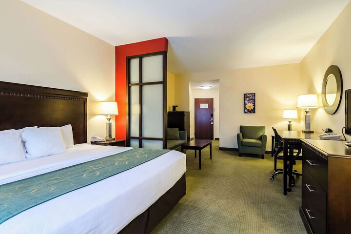 Room 13 of 39