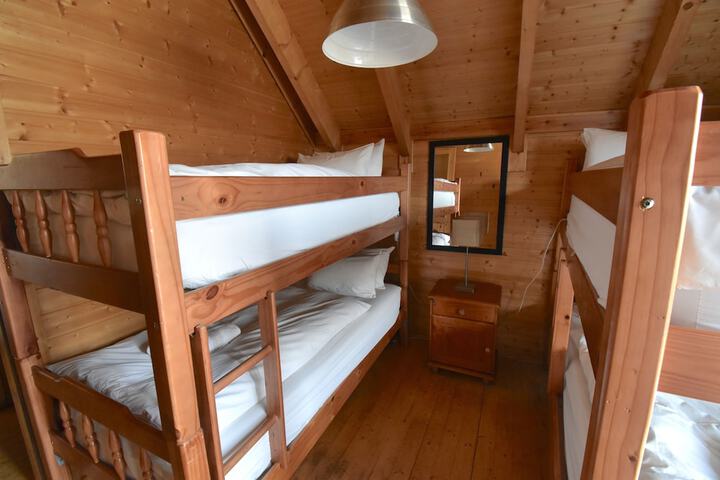 Room 49 of 150