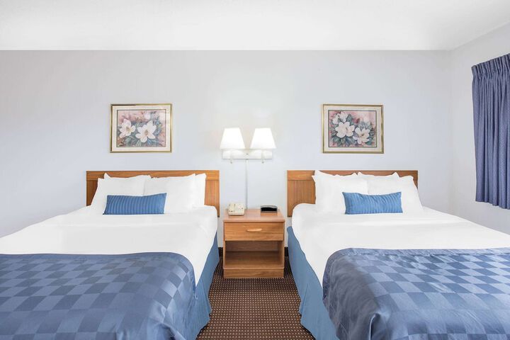 Room 12 of 37