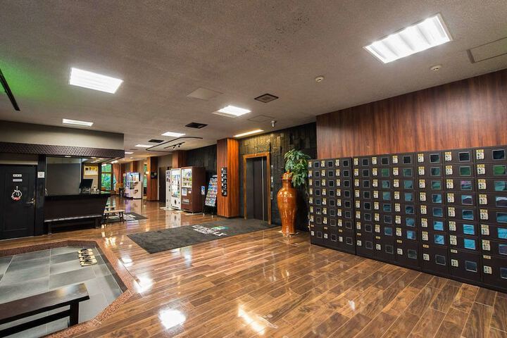 Lobby Entry
