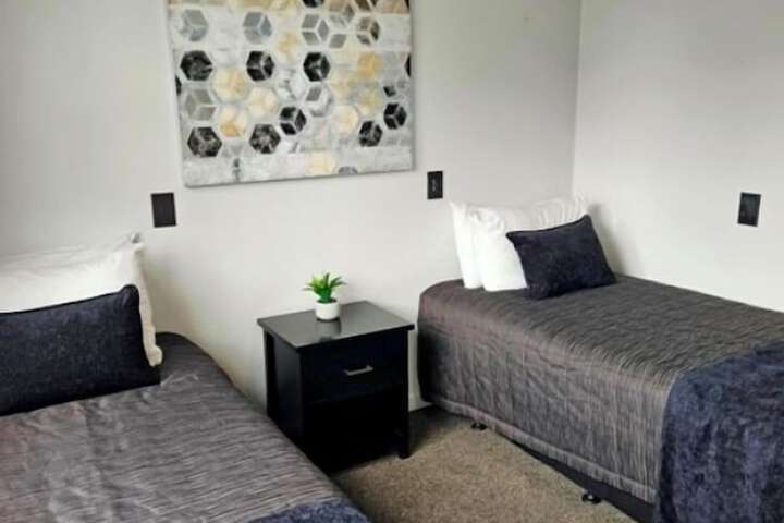 Room 34 of 140