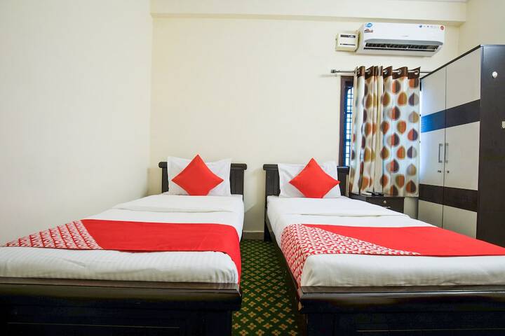 Room 6 of 19