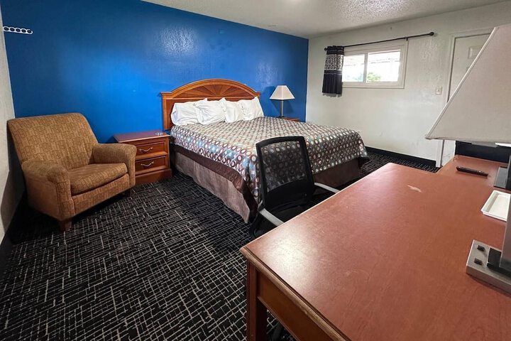 Room 20 of 40