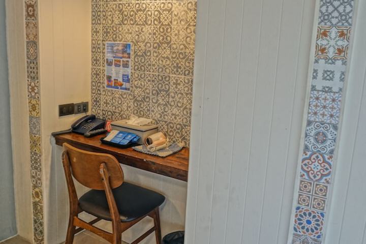 Room 57 of 133