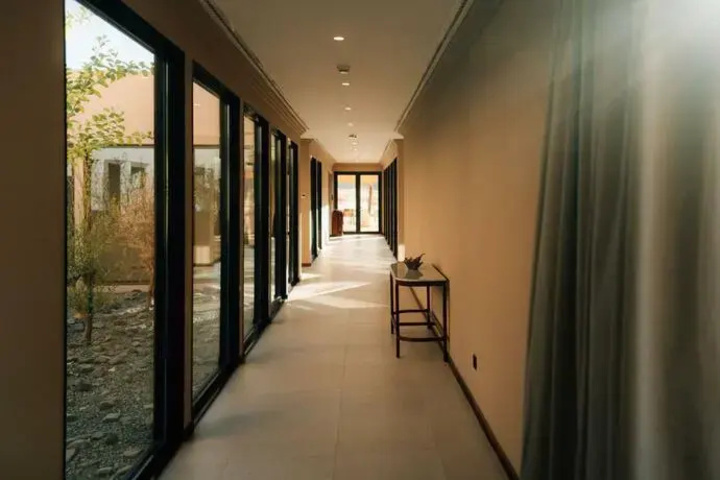 Room 14 of 38