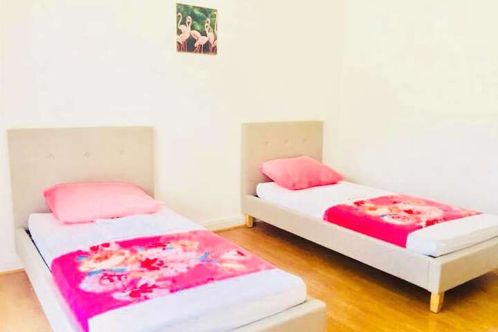 Room 1 of 8