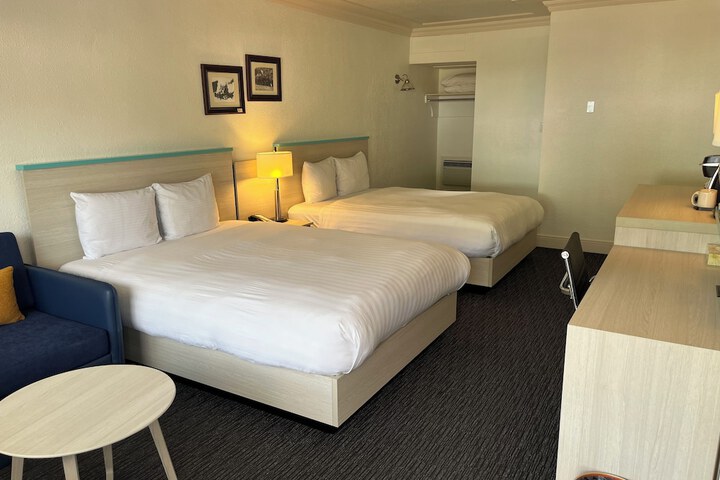 Room 8 of 67