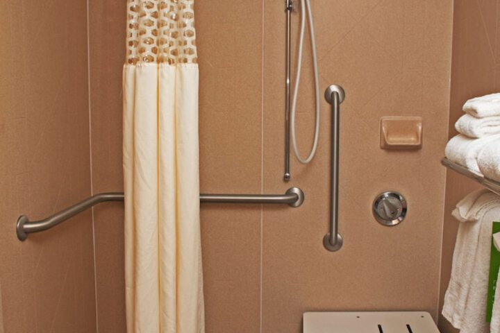 Bathroom shower