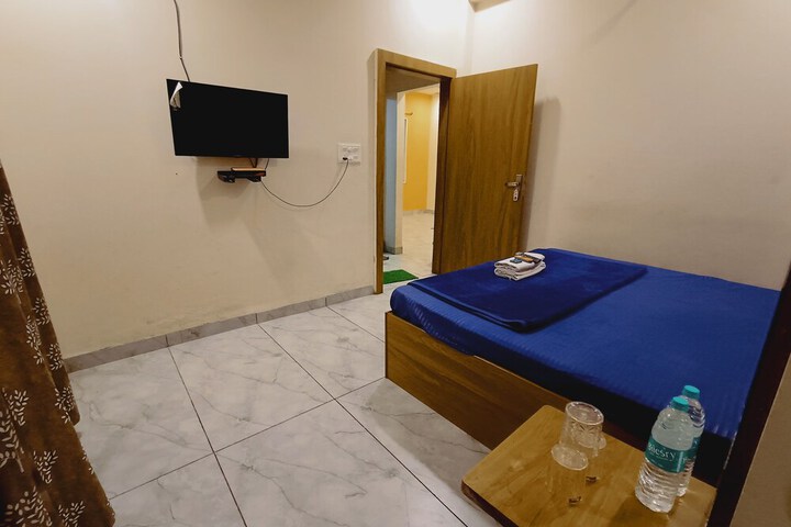Room 55 of 62