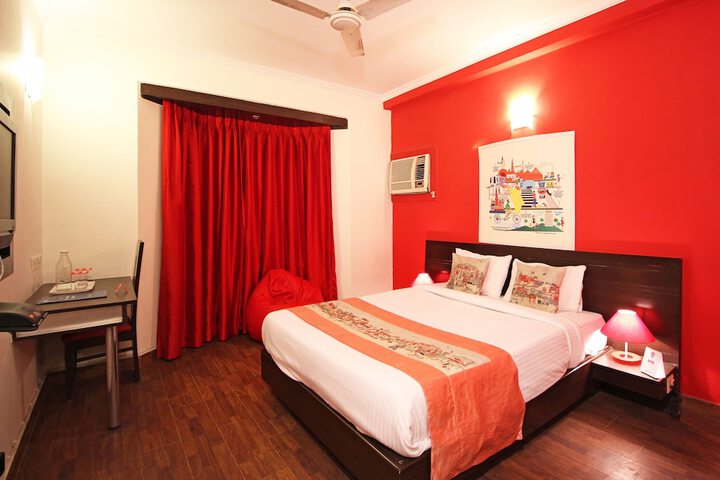 Room 3 of 19