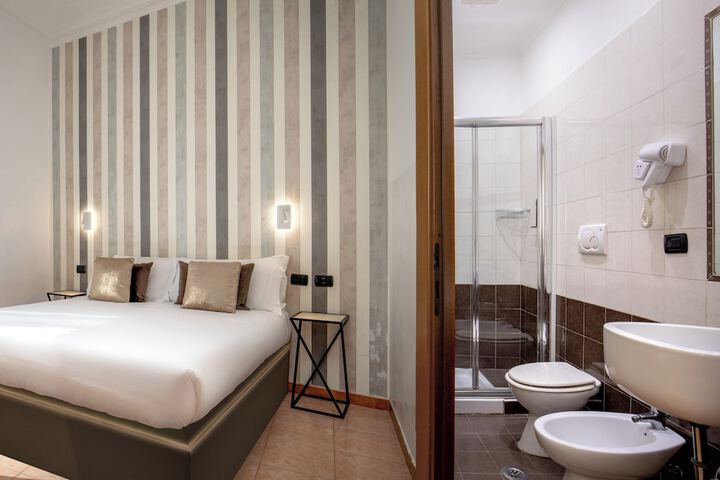 Room 53 of 88