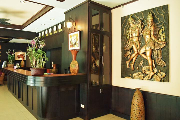 Lobby Entry