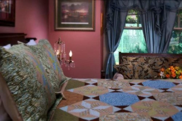Room 16 of 62