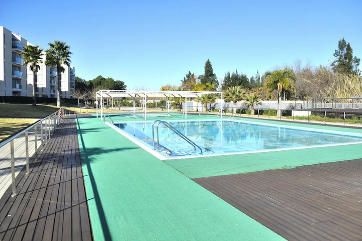Pool 9 of 12