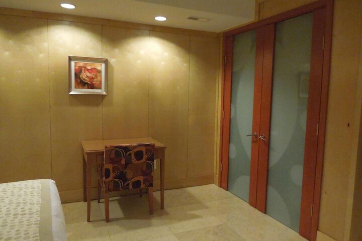 Room 15 of 41