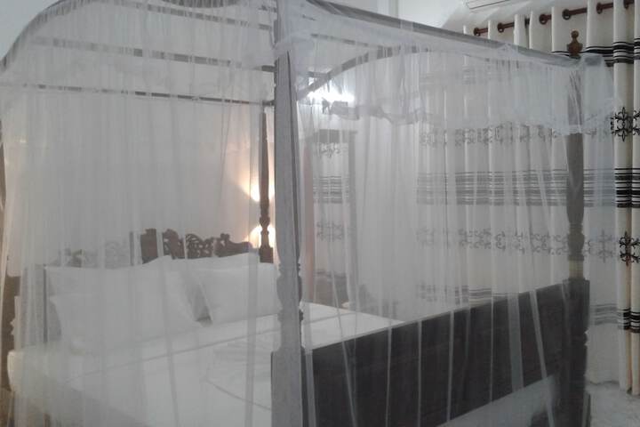 Room 16 of 123