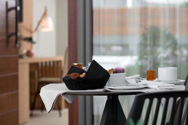 Breakfast/Coffee Service 94 of 115