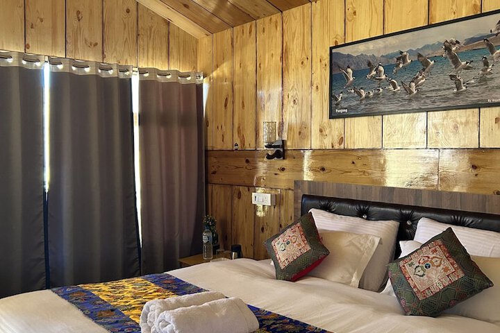 Room 13 of 43