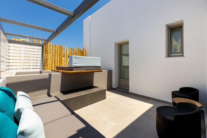 Terrace/Patio 34 of 76